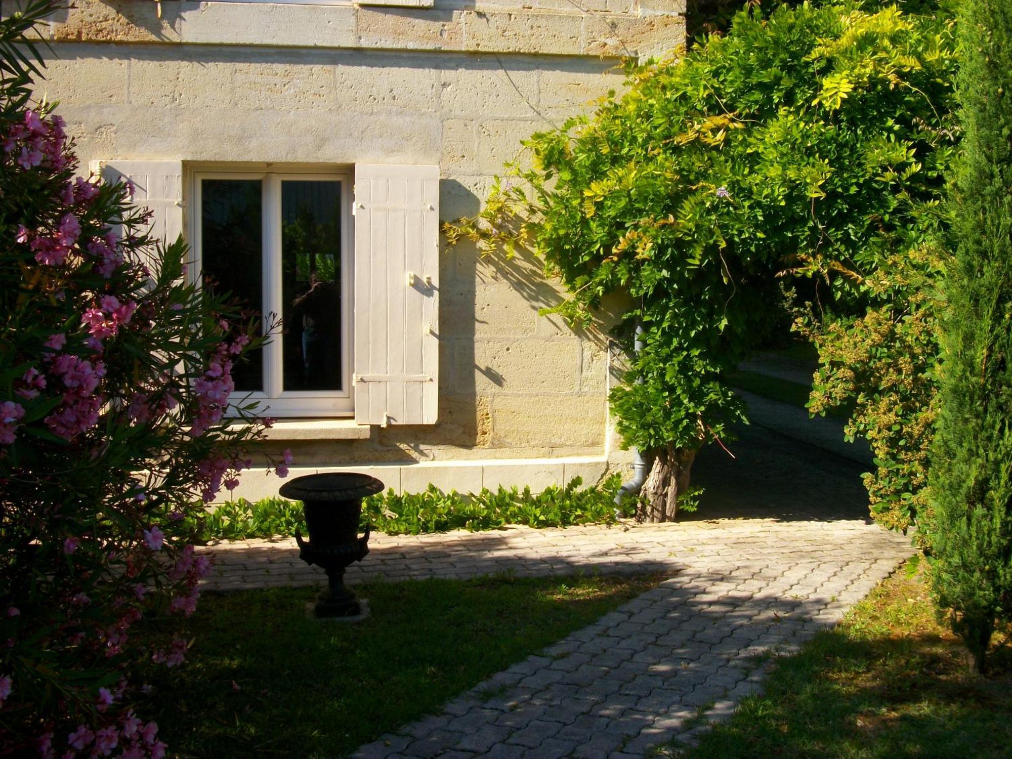 Bed and Breakfast Domaine de Monein Saint-André-de-Cubzac Exterior foto